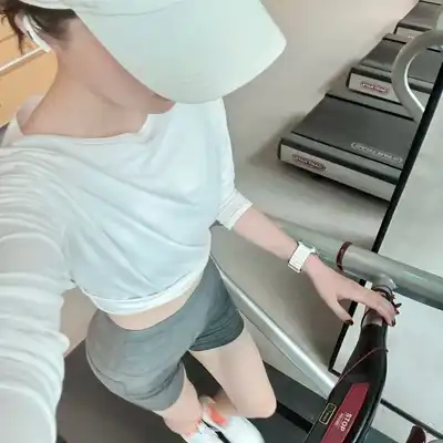 董娟